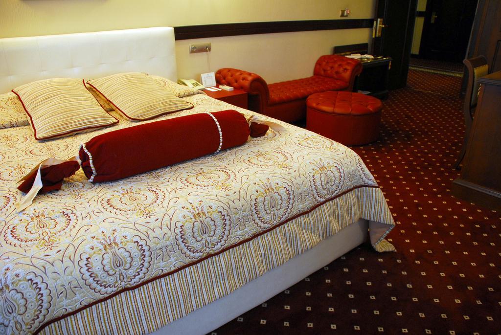 Adana Erten Hotel Εξωτερικό φωτογραφία