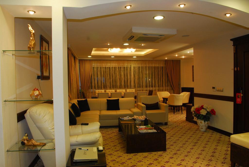 Adana Erten Hotel Εξωτερικό φωτογραφία